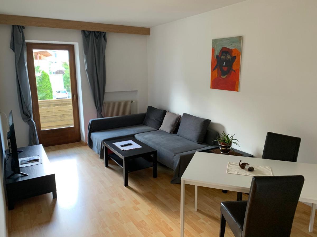 Appartments Hilber Brunico Bagian luar foto