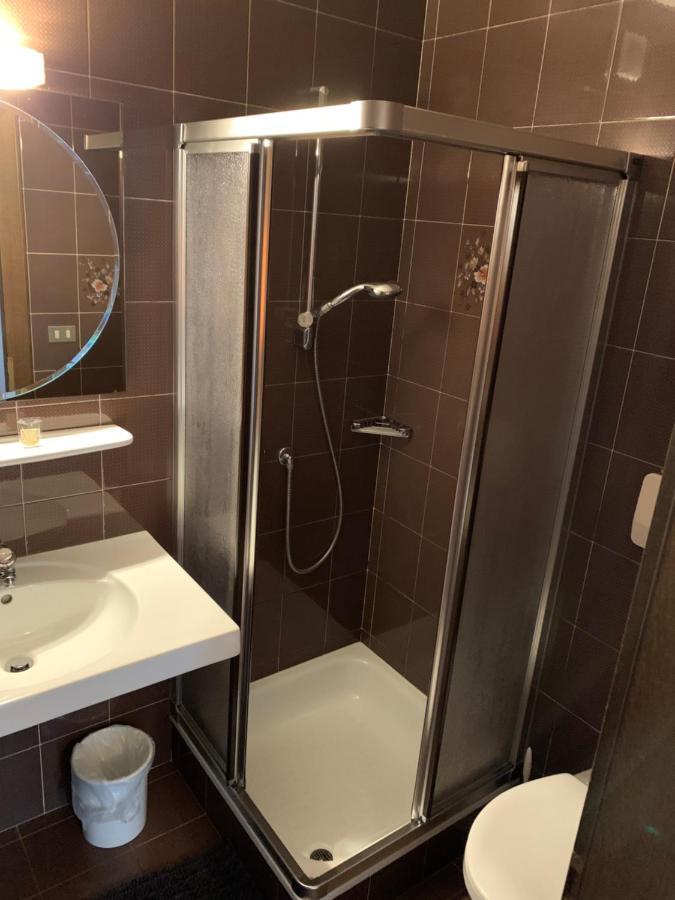 Appartments Hilber Brunico Bagian luar foto