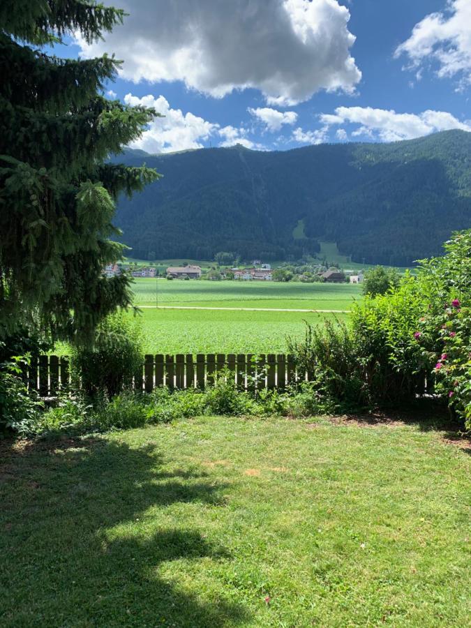 Appartments Hilber Brunico Bagian luar foto