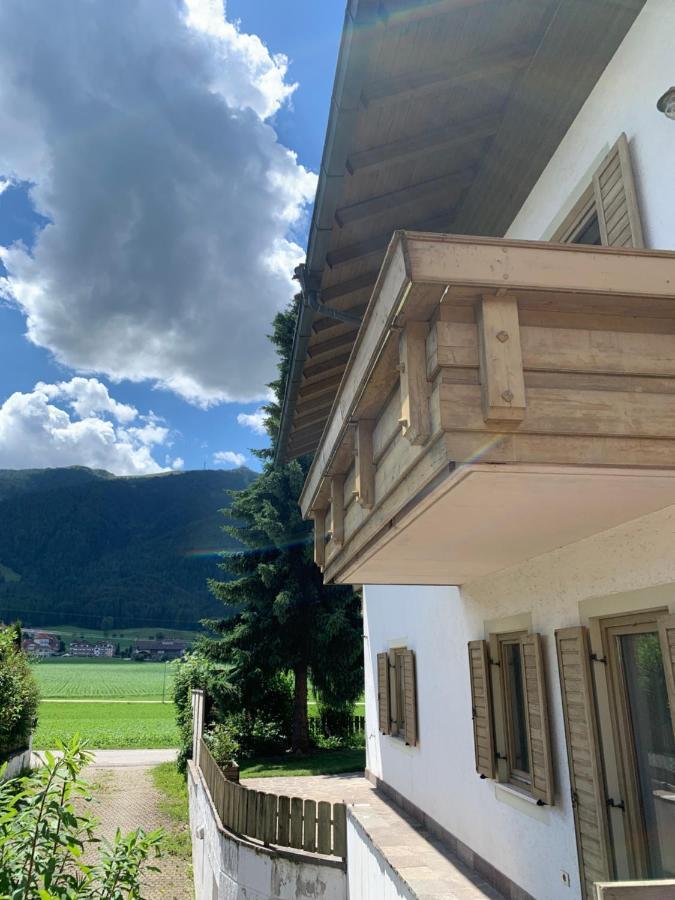 Appartments Hilber Brunico Bagian luar foto