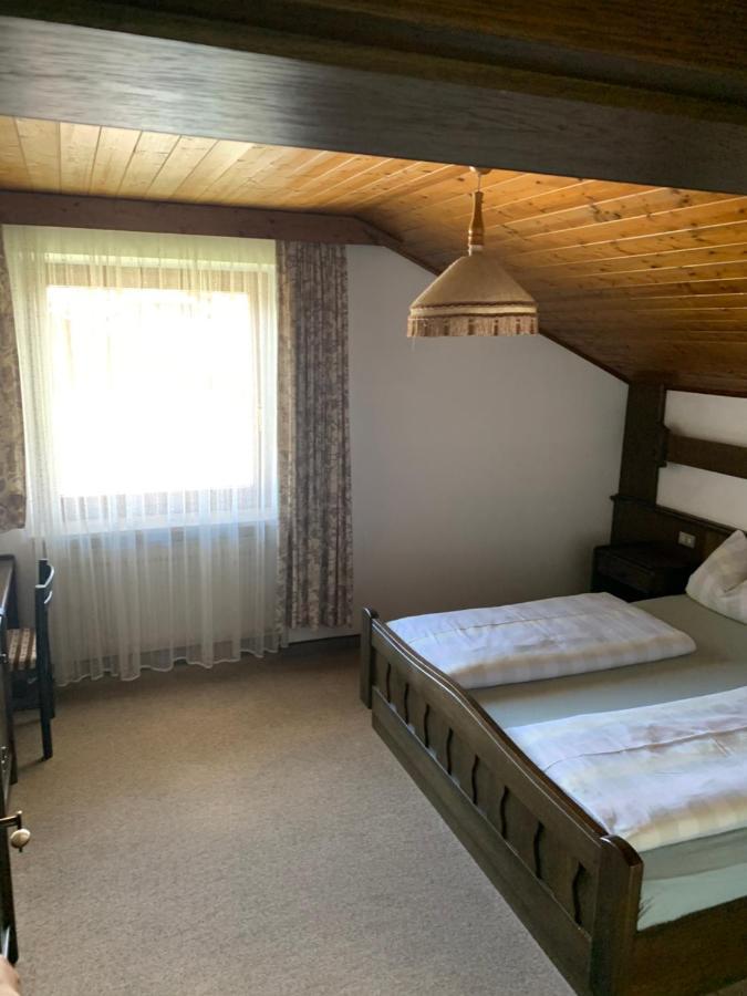 Appartments Hilber Brunico Bagian luar foto