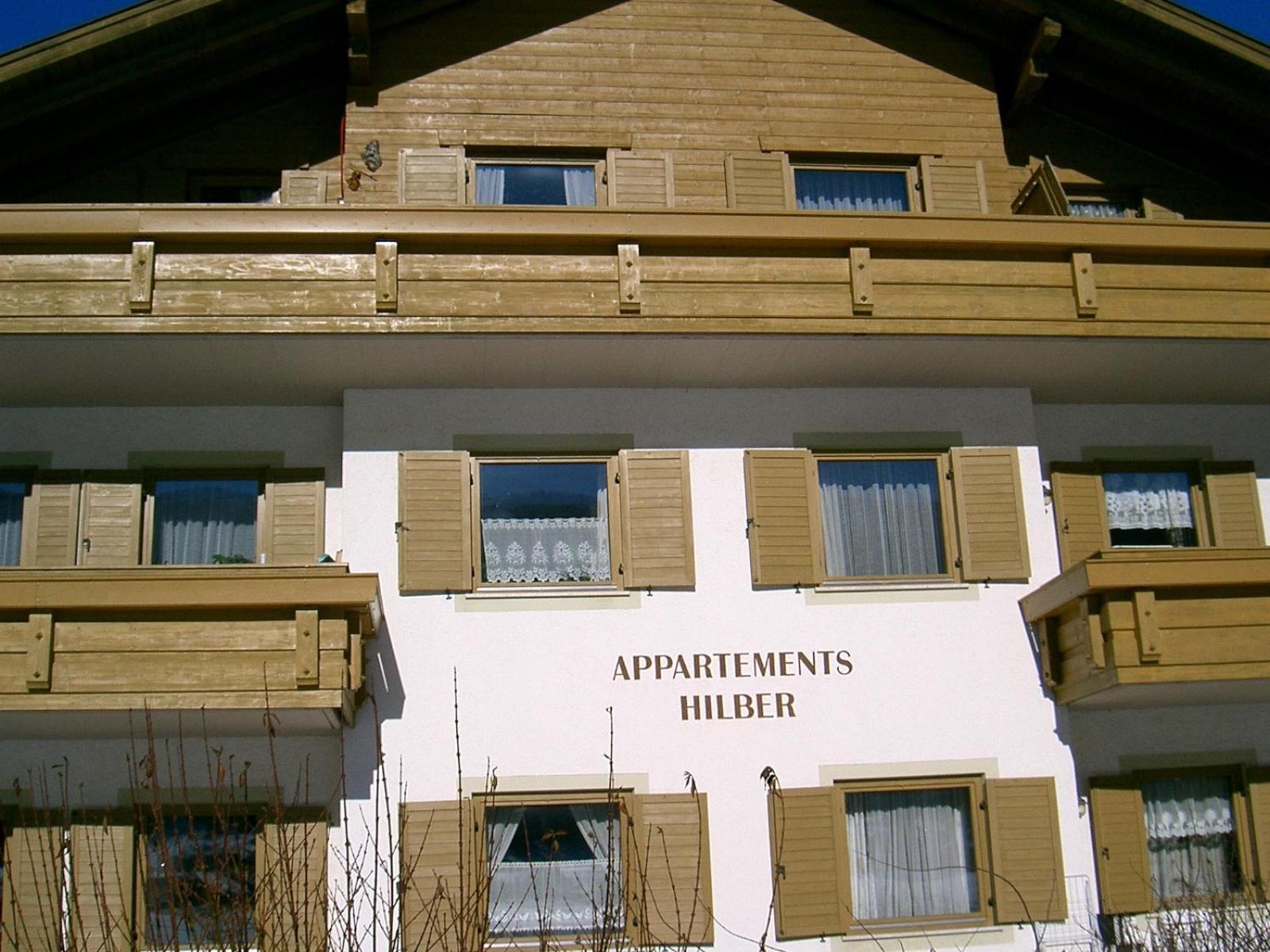 Appartments Hilber Brunico Bagian luar foto